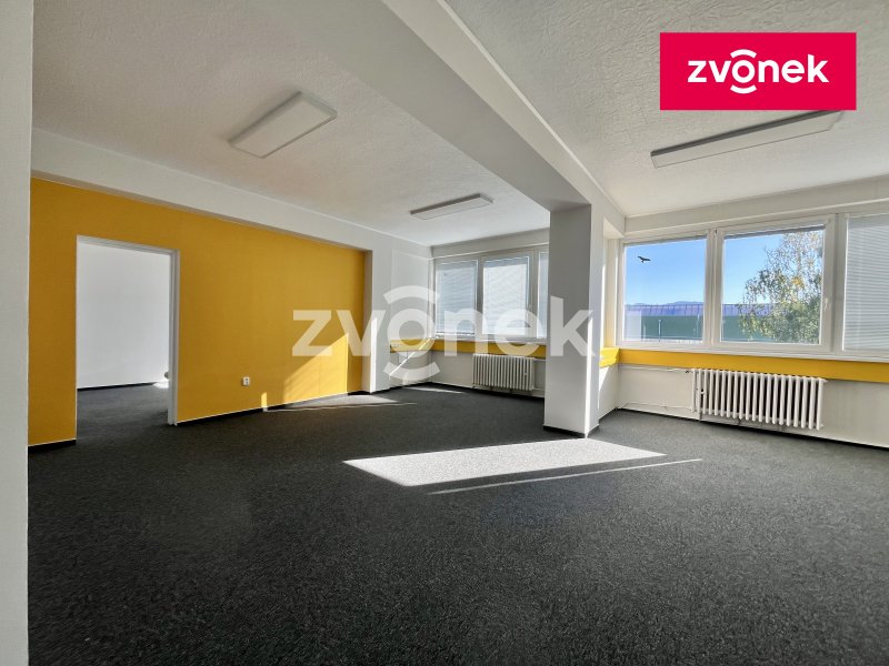 Pronájem výrobní haly 2800 m², Holešov