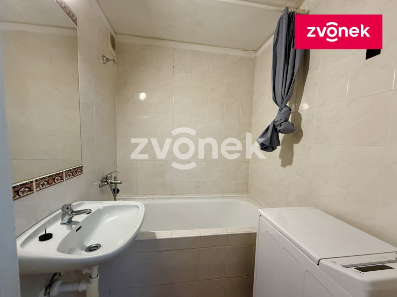 Pronájem bytu1+kk, JS - Dětská, Zlín, ihned volný.