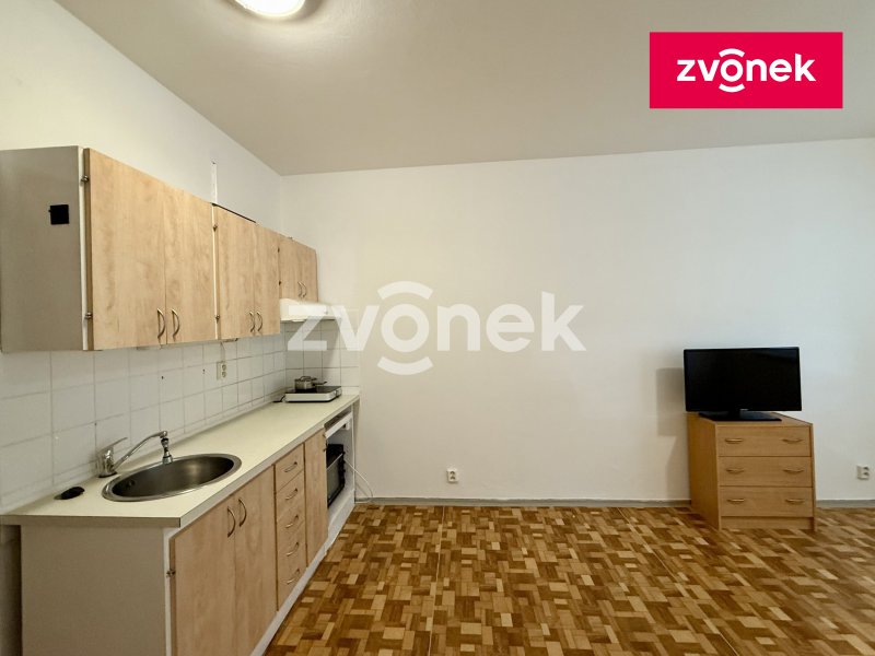 Pronájem bytu1+kk, JS - Dětská, Zlín, ihned volný.