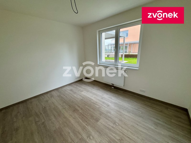 Nový byt 3+kk s terasou a zahrádkou, Nad Stráněmi