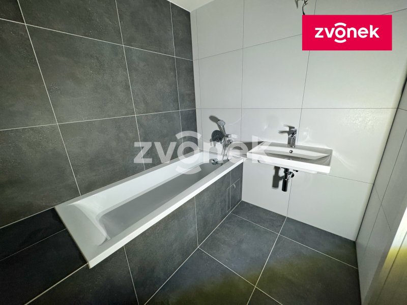 Nový byt 3+kk s terasou a zahrádkou, Nad Stráněmi
