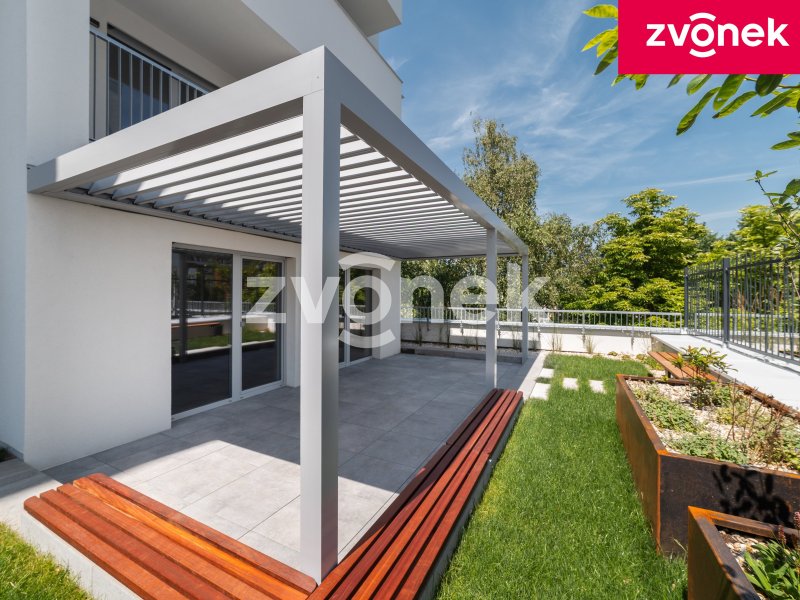 Nový byt 3+kk s terasou a zahrádkou, Nad Stráněmi