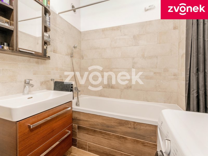 Prodej bytu 2+1, Zlín, Padělky