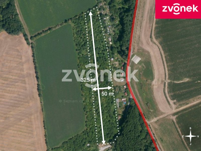 Investiční příležitost: pozemek mezi zahrádkářskými koloniemi