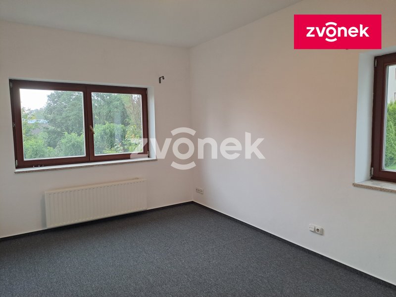 Pronájem lůžek pro skupinu studentů v domě 4 + kk
