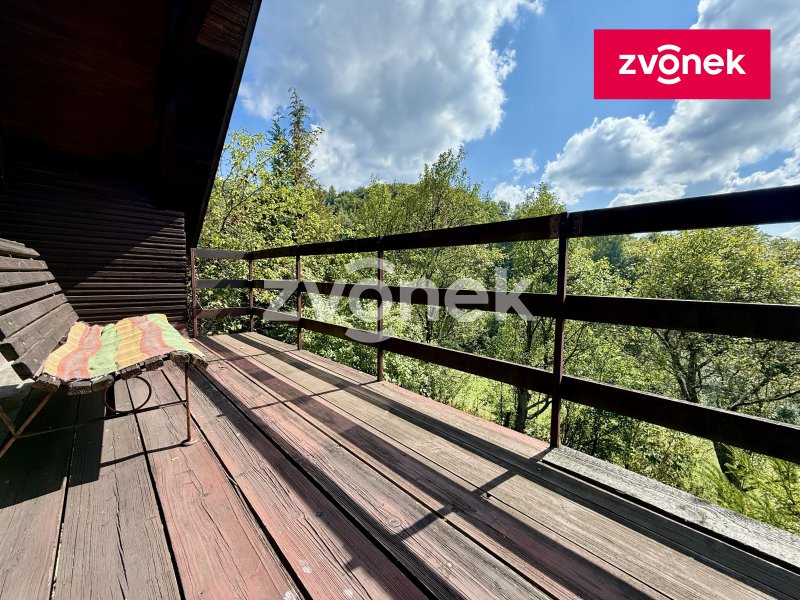 Chata Syrákov, vhodná i k bydlení - příjezd, voda, elektřina, překrásné prostředí
