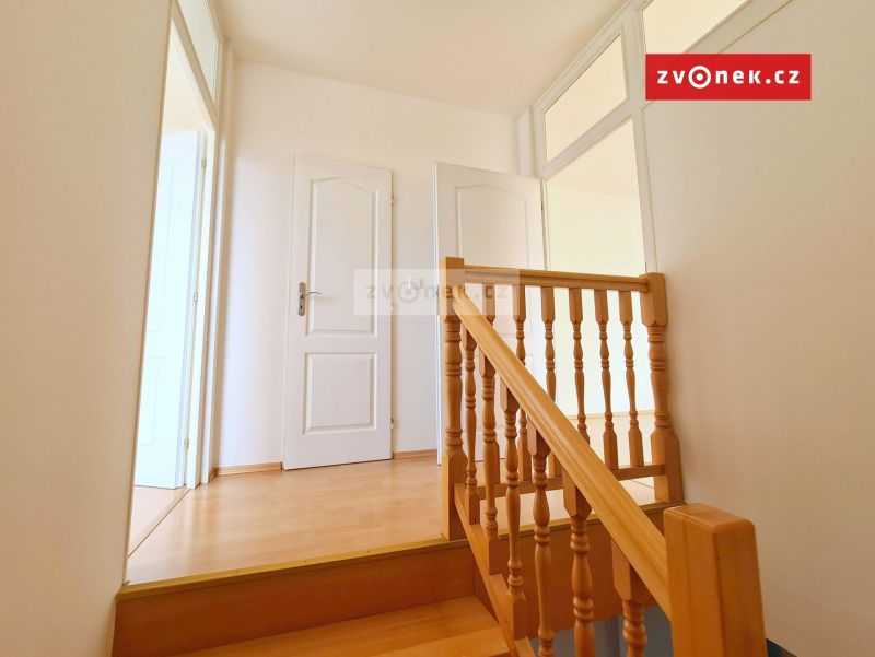 Pronájem rodinného domu 200 m², Zlín