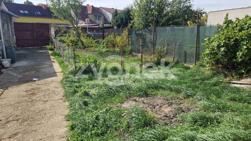 Prodej podílu 1/3 rodinného domu, Hustopeče