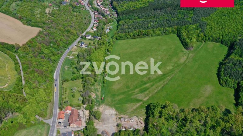 Prodej louky 44 190 m², Šarovy