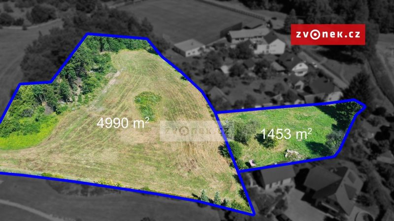 Prodej stavebního pozemku 6 443 m², Březůvky