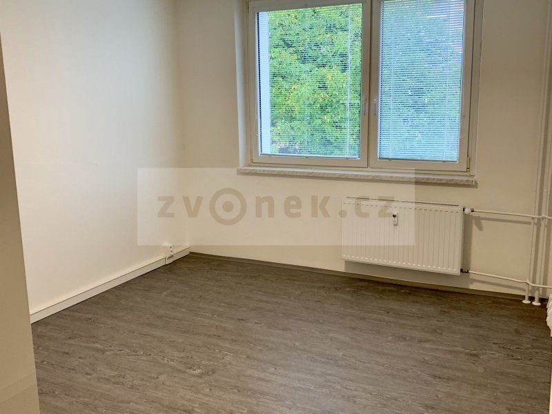 Pronájem bytu 1+kk 26m2 ve Zlíně na Tř.T. Bati 5213