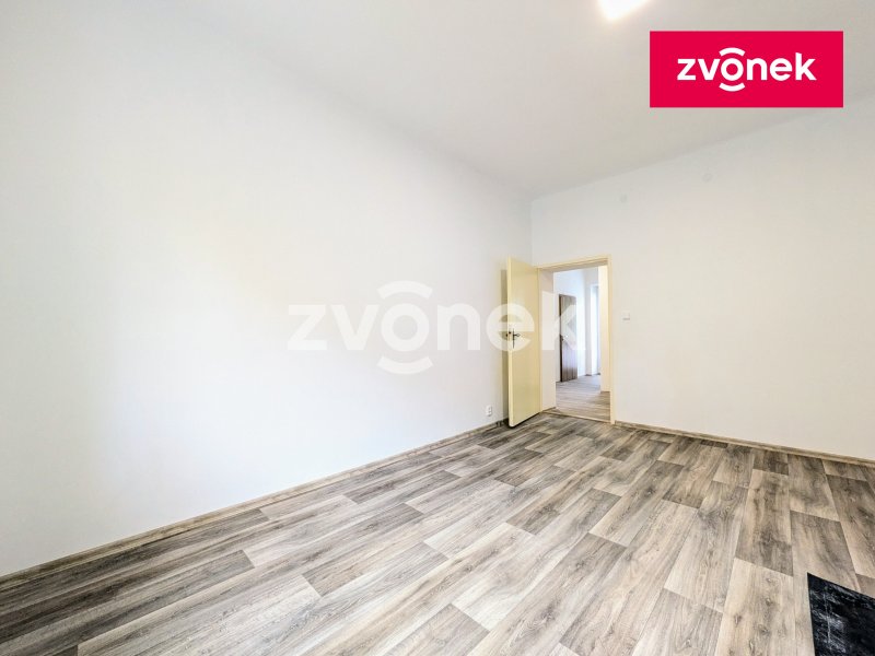 Pronájem bytu 2+1 Na Kamencoch