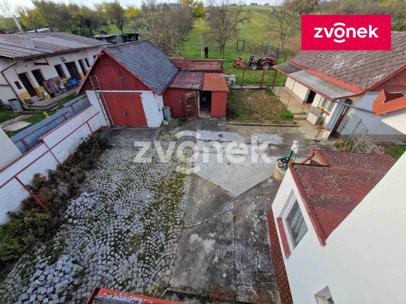 Prodej rodinného domu v obci Břestek.