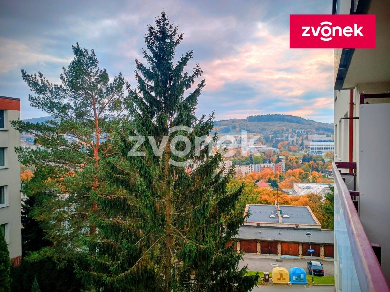 Pronájem bytu 4+1 po rekonstrukci, Zlín - Slunečná