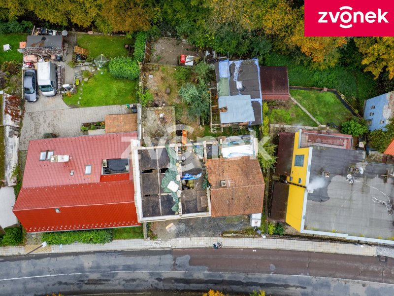 Investiční příležitost nebo vlastní bydlení: RD s projektem, povolením a rozběhnutou rekonstrukcí – Jaroslavice u Zlína