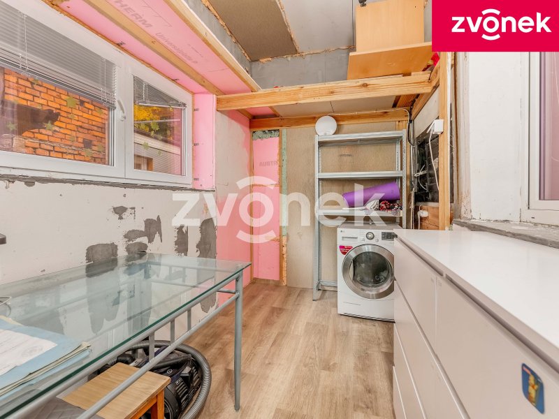 Investiční příležitost nebo vlastní bydlení: RD s projektem, povolením a rozběhnutou rekonstrukcí – Jaroslavice u Zlína