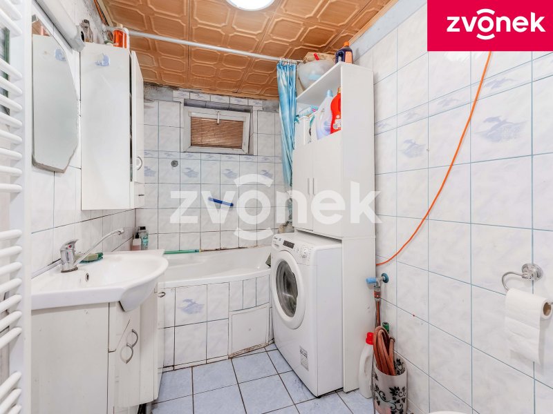 Investiční příležitost nebo vlastní bydlení: RD s projektem, povolením a rozběhnutou rekonstrukcí – Jaroslavice u Zlína