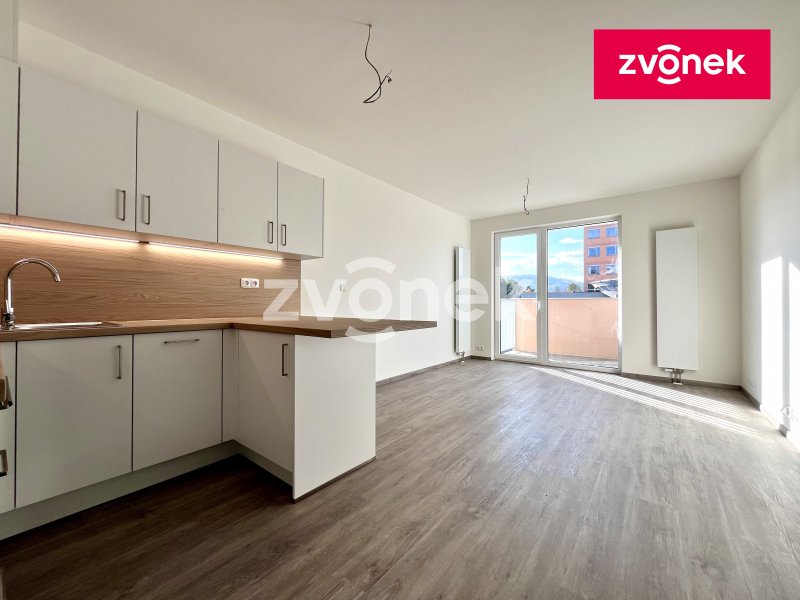 Vybavený byt 1+kk v novostavbě, Nad Stráněmi, Zlín