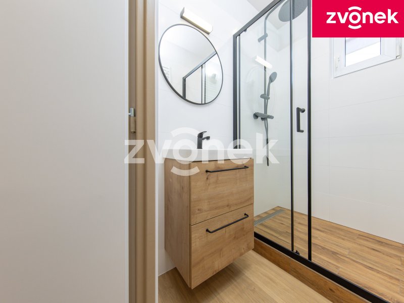 Pronájem bytu 1+kk Vsetín - Luh