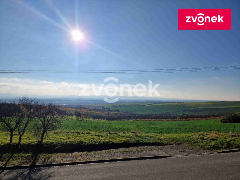 Prodej pozemku v obci Polešovice.