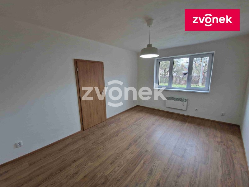 Pronájem bytu 3+1 v rodinném domě v obci Jalubí.