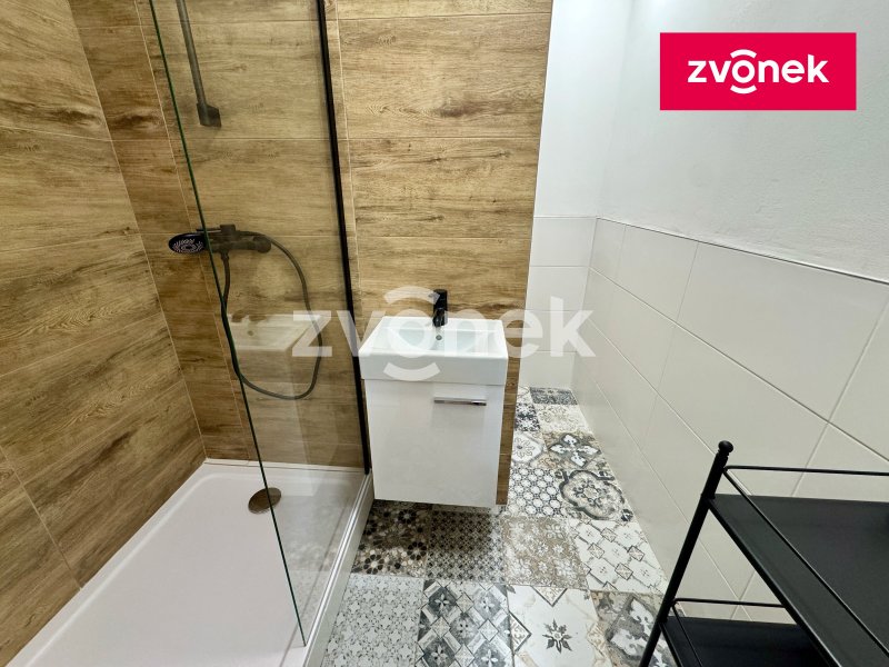 Pronájem bytu 2+1, Zlín - Podlesí