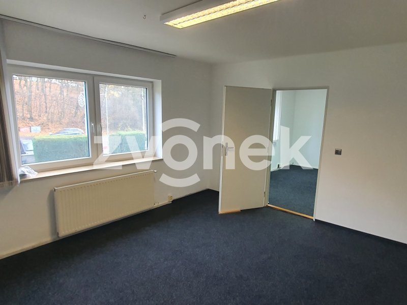 Pronájem kancelářských prostor ve Zlíně, 90 m2