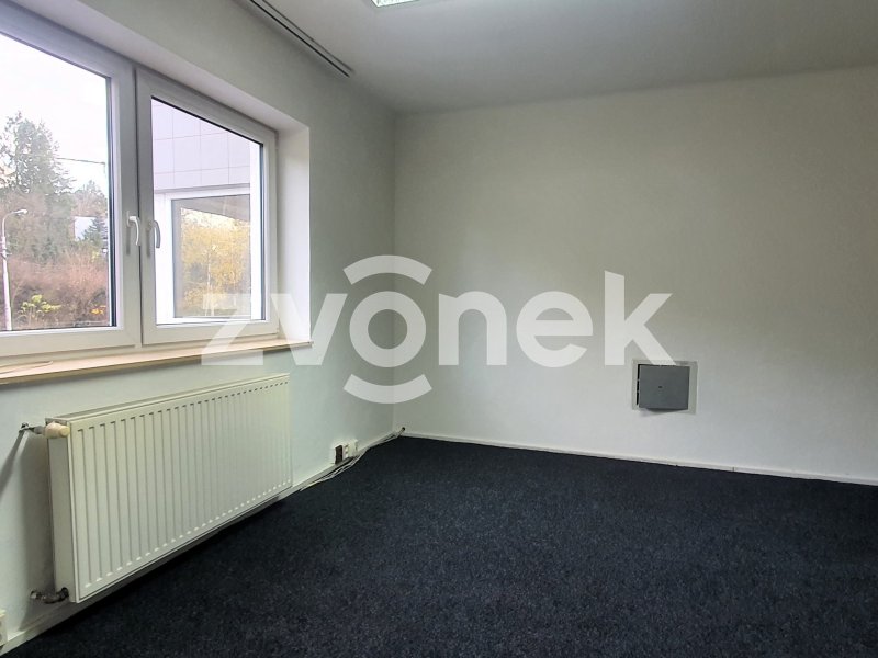Pronájem kancelářských prostor ve Zlíně, 90 m2