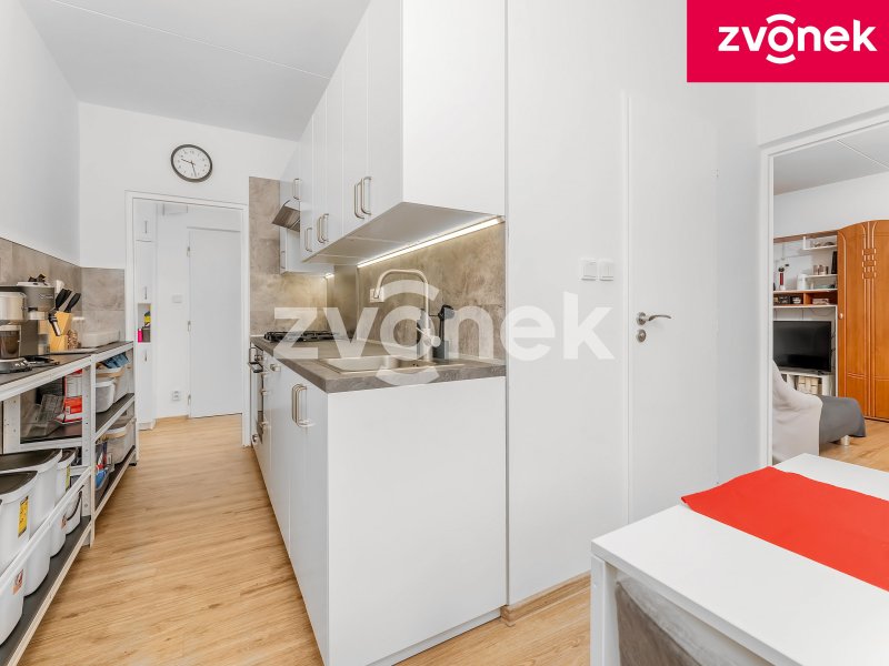 Slunný byt s lodžií po rekonstrukci na žádané adrese Zlín - Kúty