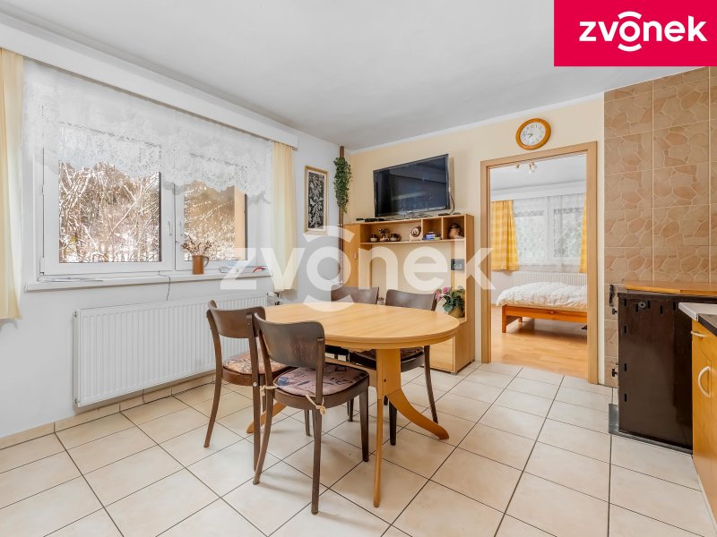 Investiční příležitost - prodej domu Velké Karlovice 250 m2, pozemek 3800 m2