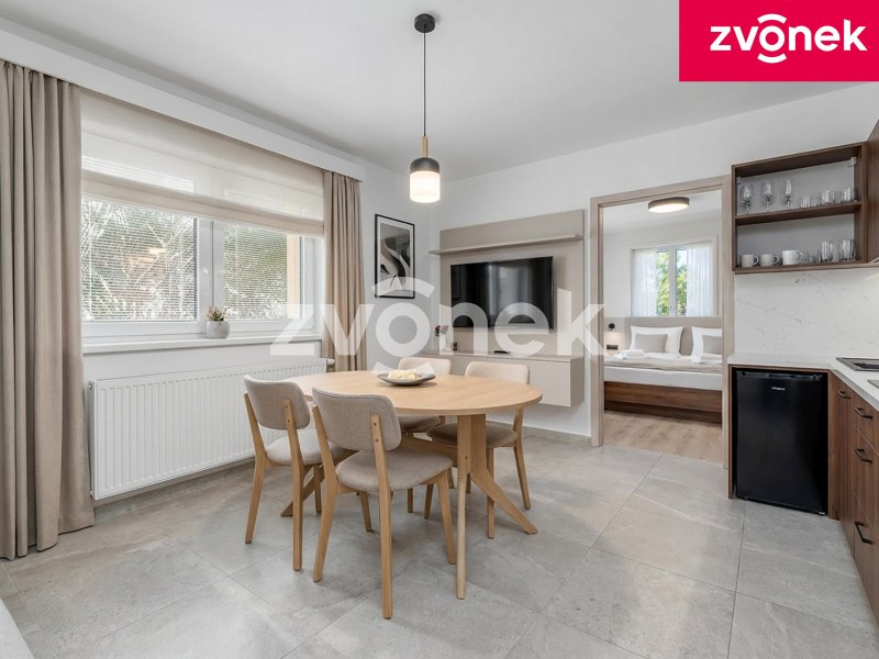 Investiční příležitost - prodej domu Velké Karlovice 250 m2, pozemek 3800 m2