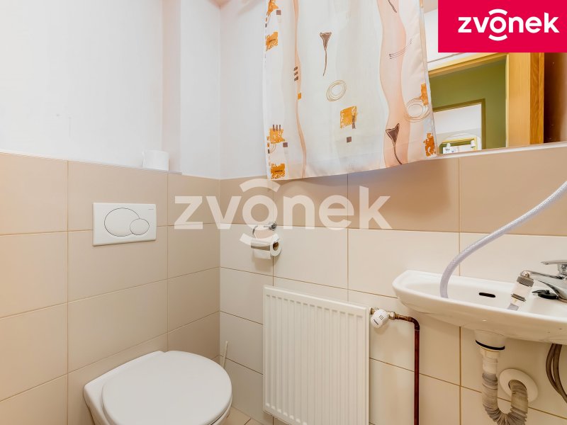 Investiční příležitost - prodej domu Velké Karlovice 250 m2, pozemek 3800 m2