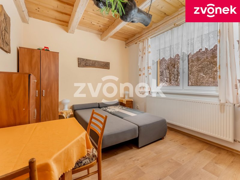 Investiční příležitost - prodej domu Velké Karlovice 250 m2, pozemek 3800 m2