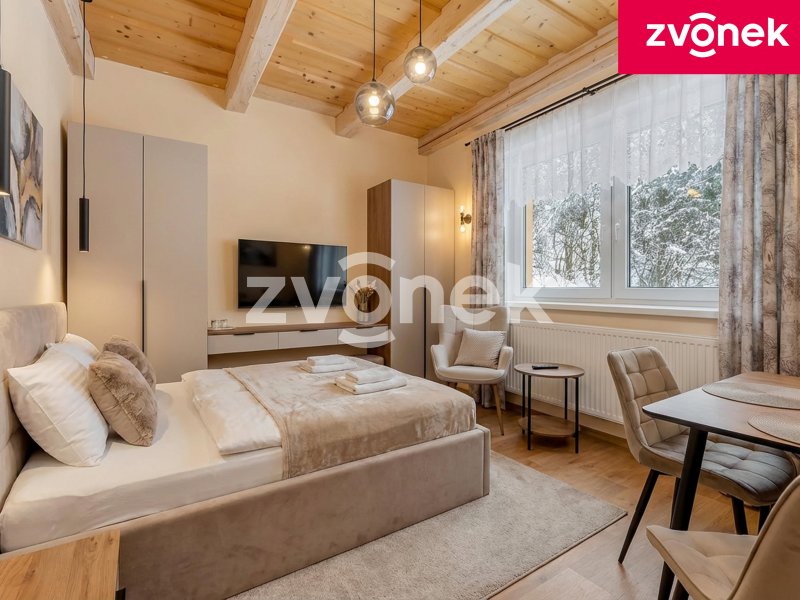 Investiční příležitost - prodej domu Velké Karlovice 250 m2, pozemek 3800 m2