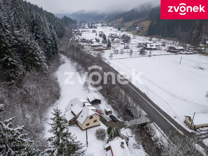 Investiční příležitost - prodej domu Velké Karlovice 250 m2, pozemek 3800 m2