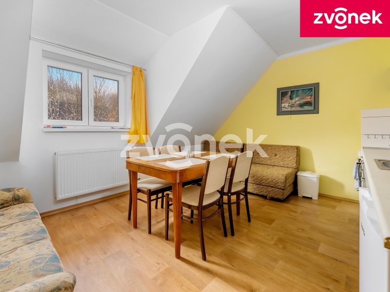 Investiční příležitost - prodej domu Velké Karlovice 250 m2, pozemek 3800 m2