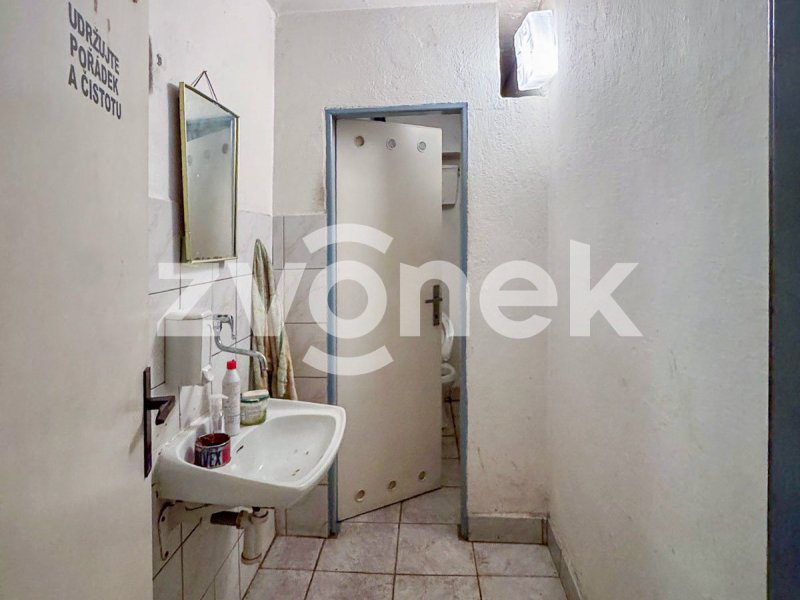 Garáž Zlín - Malenovice, ul. Husova