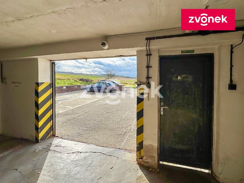 Garáž Zlín - Malenovice, ul. Husova