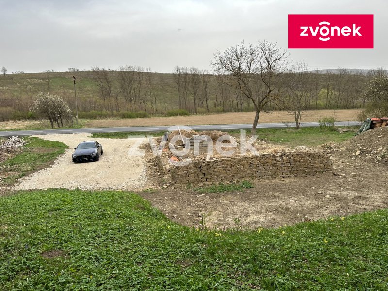 Prodej pozemku ve Velké nad Veličkou.