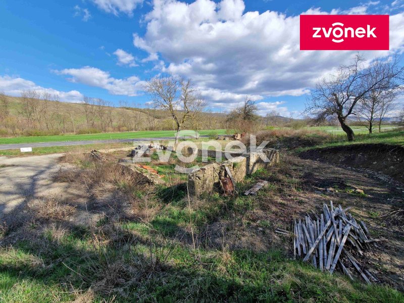 Prodej pozemku ve Velké nad Veličkou.