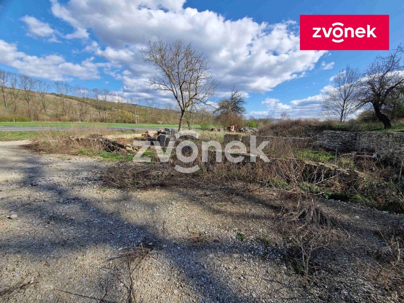 Prodej pozemku ve Velké nad Veličkou.