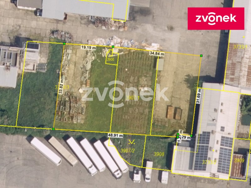 Pronájem parkoviště v průmyslového areálu lokalita Kunovice.