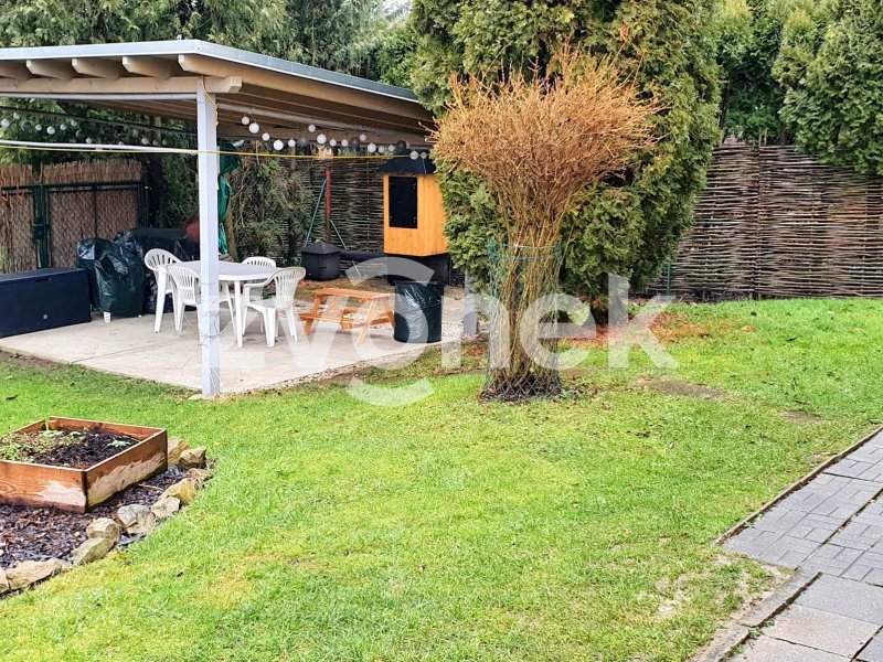 Rodinný dům Zlín - Kostelec, zahrada, 2 parkovací stání