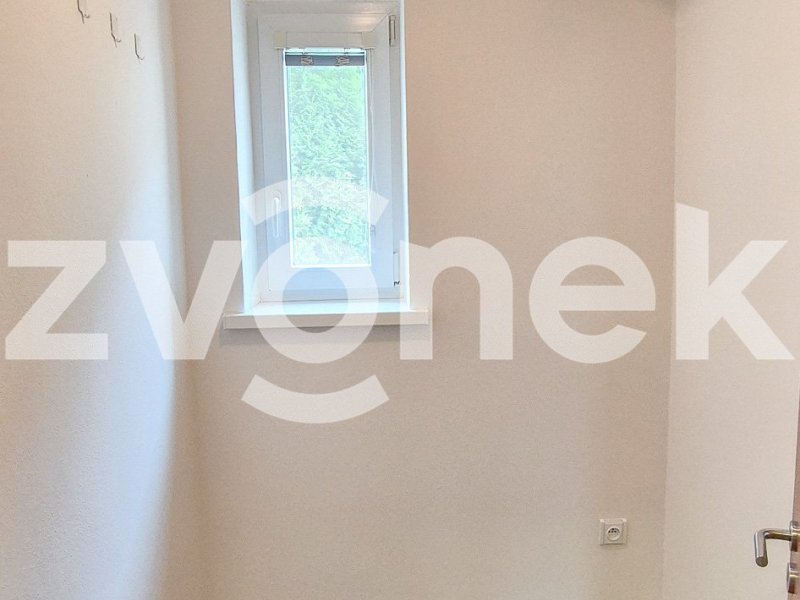 Rodinný dům Zlín - Kostelec, zahrada, 2 parkovací stání