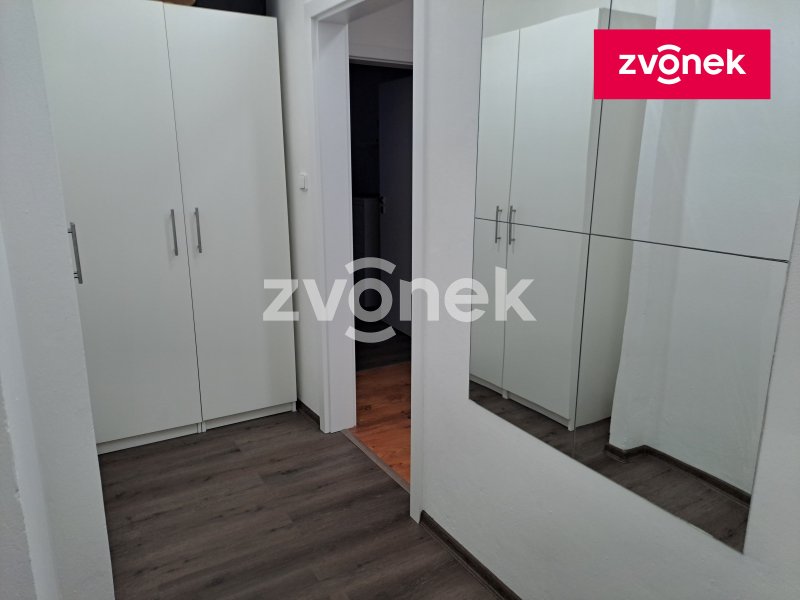 Pronájem 2+1 Zlín, Severní Vršava