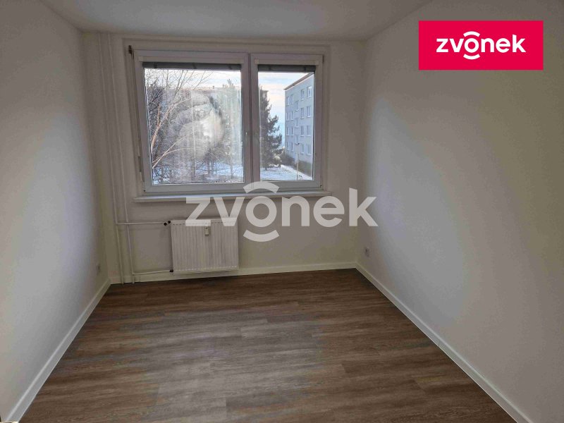 Prodej bytu 4+1 po celkové rekonstrukci na sídlišti v Mařaticích.