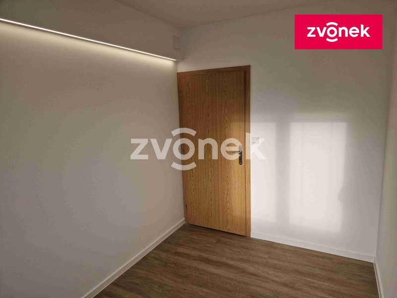 Prodej bytu 4+1 po celkové rekonstrukci na sídlišti v Mařaticích.