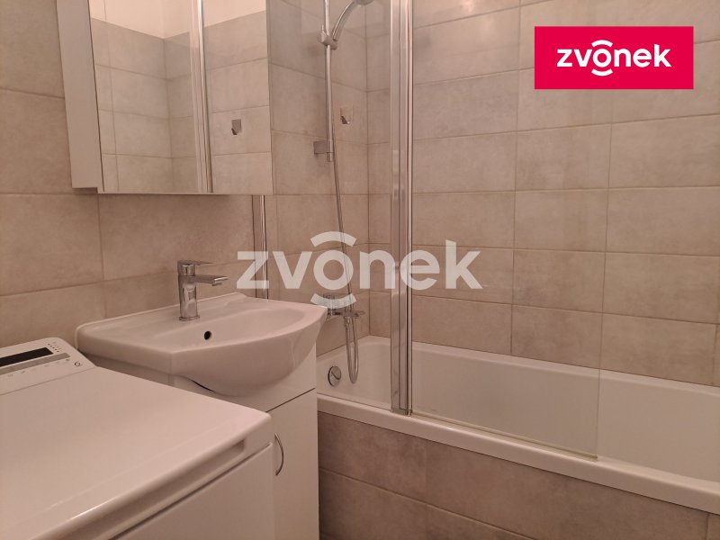 Pronájem 3+1 Zlín - Severní Vršava, + 2 sklepy