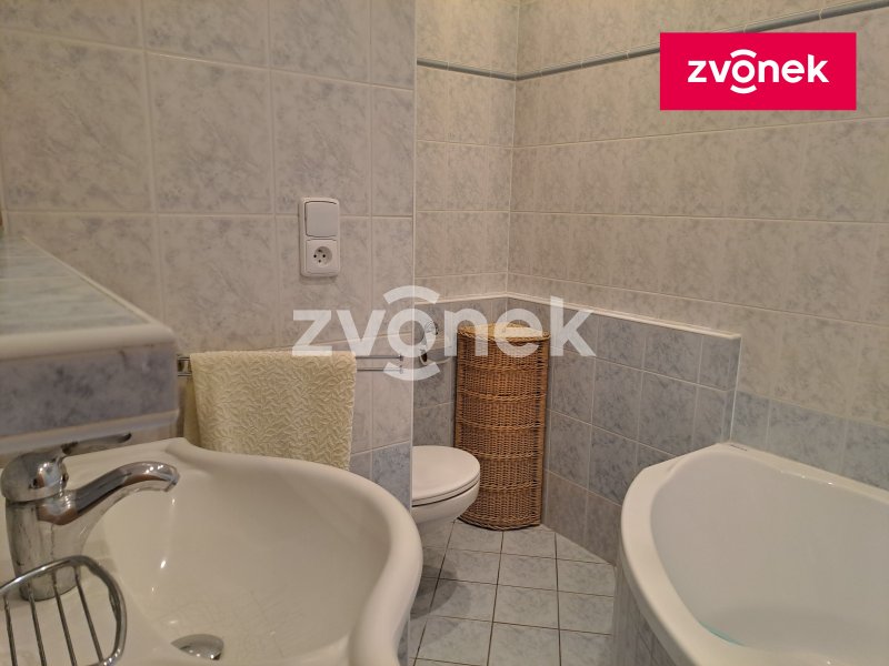 Pronájem bytu 1+1 (48 m²) Zlín, Prštné