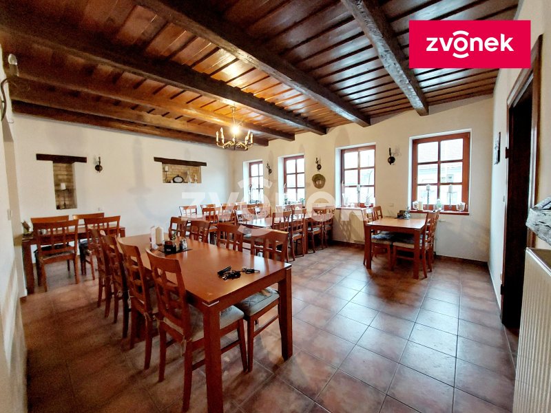 Pronájem zavedené restaurace s penzionem – Vlčnov